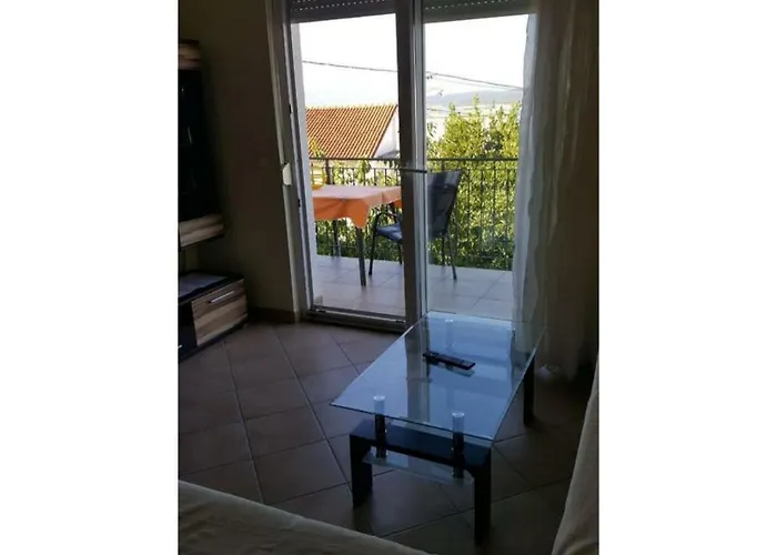 Apartmani Mares